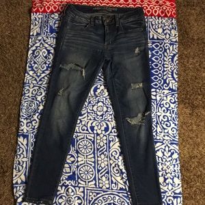 ❌SOLD❌American Eagle Ripped Jeggings
